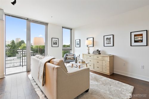 apt-612-530 Broadway E, Seattle, WA, 98102-6230 | Card Image