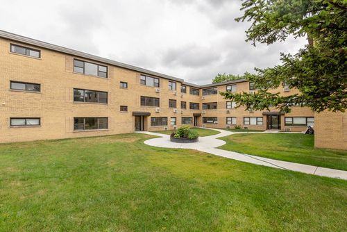 apt-202-6807 N Ridge Blvd, Chicago, IL, 60645-4938 | Card Image