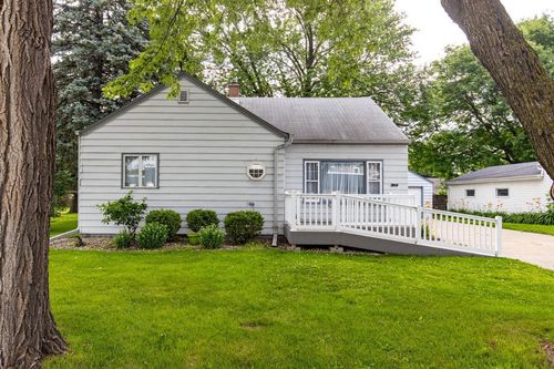 2114 N Richmond Street, APPLETON, WI, 54911 | Card Image