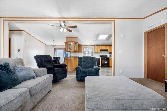 17479 E Coolidge Pl, Home with 3 bedrooms, 2 bathrooms and 1 parking in Aurora CO | Image 8