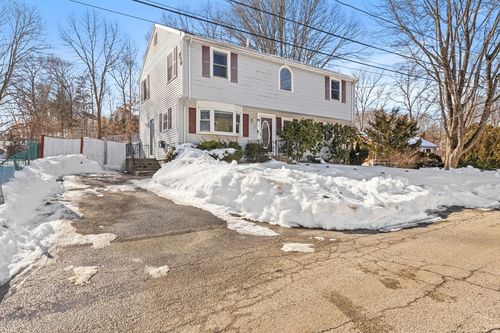 5 Endicott St, Weymouth, MA, 02189-1711 | Card Image