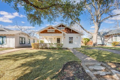 339 S Montclair Ave, Dallas, TX, 75208-5806 | Card Image