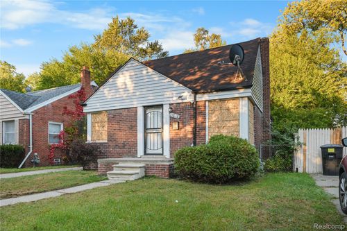 17679 Woodbine St, Detroit, MI, 48219-3034 | Card Image