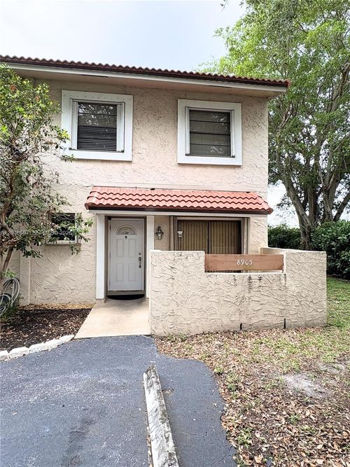 4-8905 Nw 38th Dr, Coral Springs, FL, 33065-4319 | Card Image