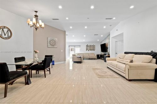 16898 Crestview Ln, Weston, FL, 33326-1578 | Card Image