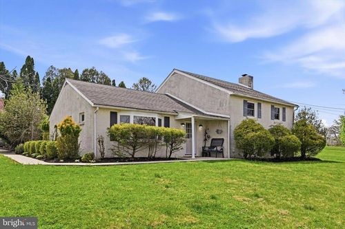 351 Moore Rd, DOWNINGTOWN, PA, 19335-1867 | Card Image