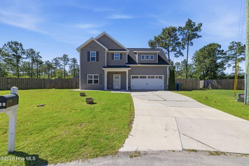 527 Everett Glades, Sneads Ferry, NC, 28460-0800 | Card Image