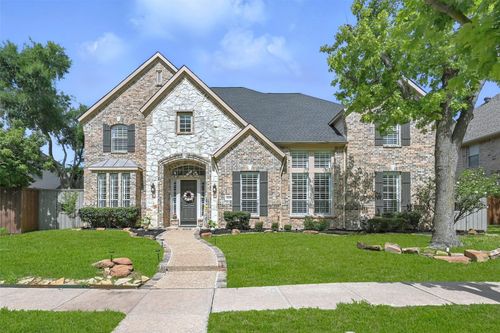 8105 Hazeltine Dr, Plano, TX, 75025-4392 | Card Image