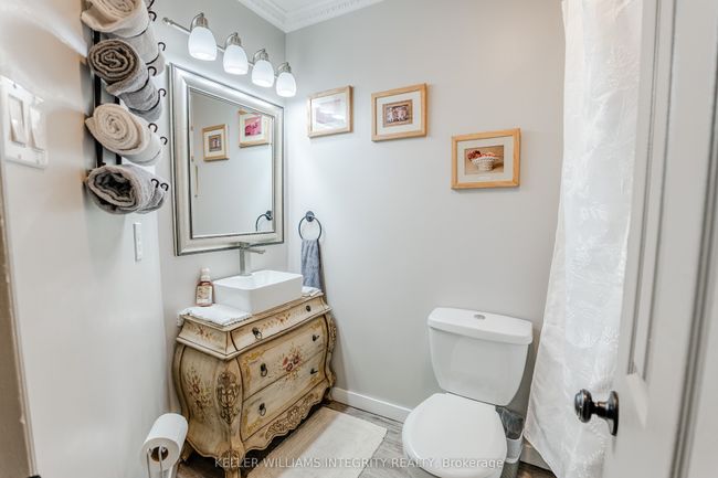 718 Glengarry Blvd, House attached with 3 bedrooms, 2 bathrooms and 2 parking in Cornwall ON | Image 20
