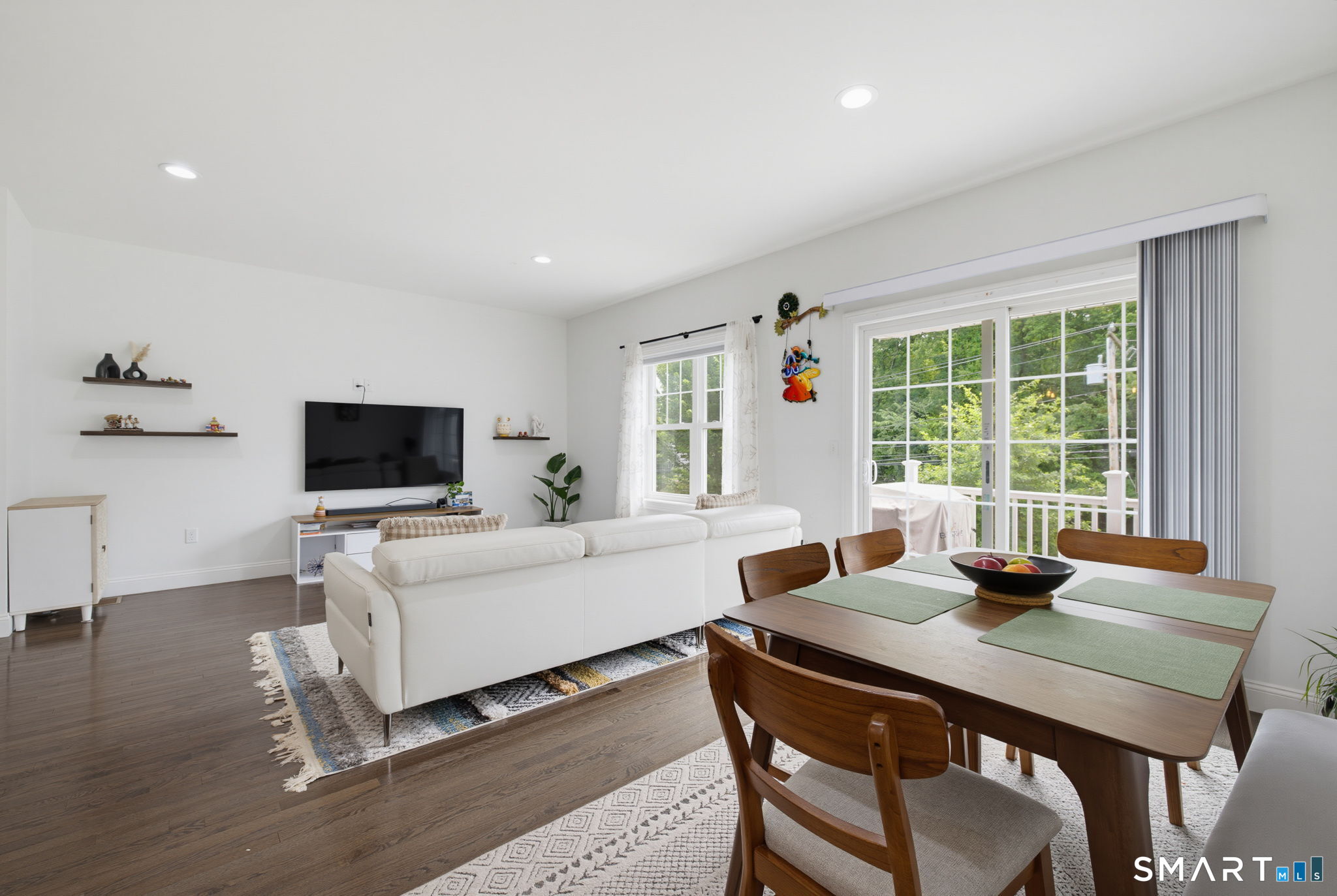 Residential Lease in Manchester 3