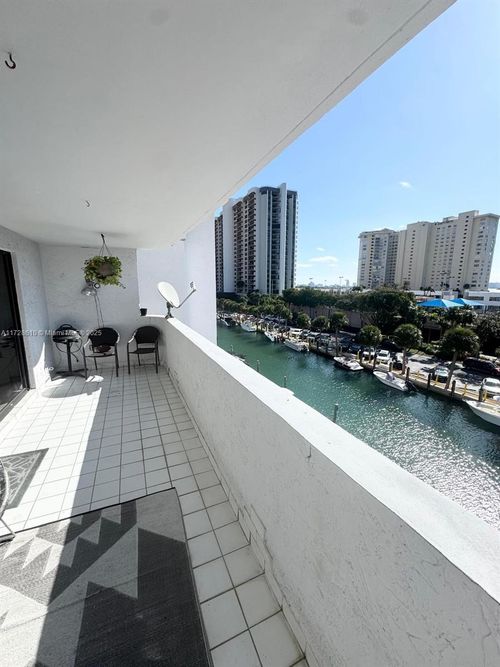 506-1650 Ne 115th St, Miami, FL, 33181-3140 | Card Image