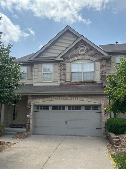 110 Distinction Dr, Lake St Louis, MO, 63367-1931 | Card Image