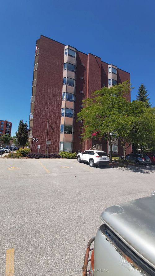 75 Huxley St, London, ON, N6J4W7 | Card Image