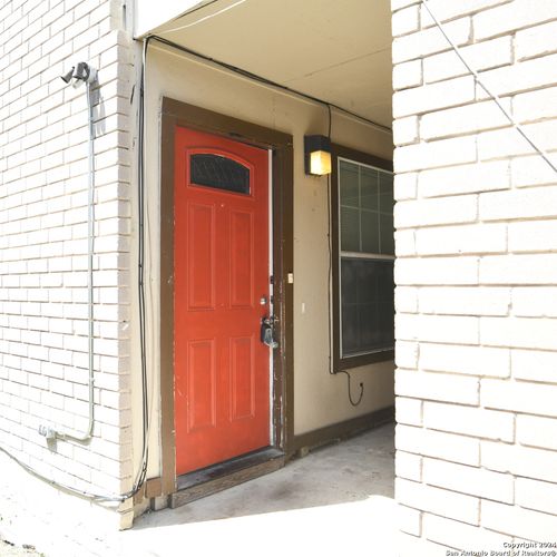 2-5527 Lochmoor, San Antonio, TX, 78244-1436 | Card Image