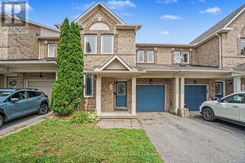 13 Stoneleigh Street, Ottawa, ON, K2G7A2 | Card Image