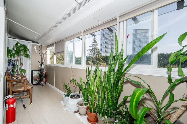 5588 Broadway, Townhouse with 2 bedrooms, 1 bathrooms and 1 parking in Burnaby BC | Image 20
