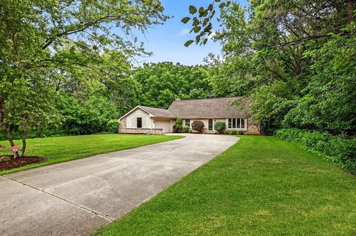 N7W31376 Cambridge Court, Delafield, WI, 53018 | Card Image