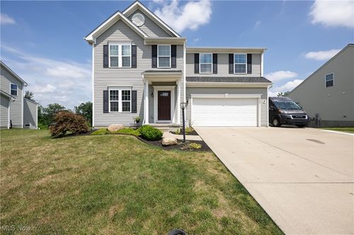 2581 Blue Ash Ave Nw, Canton, OH, 44708-6421 | Card Image