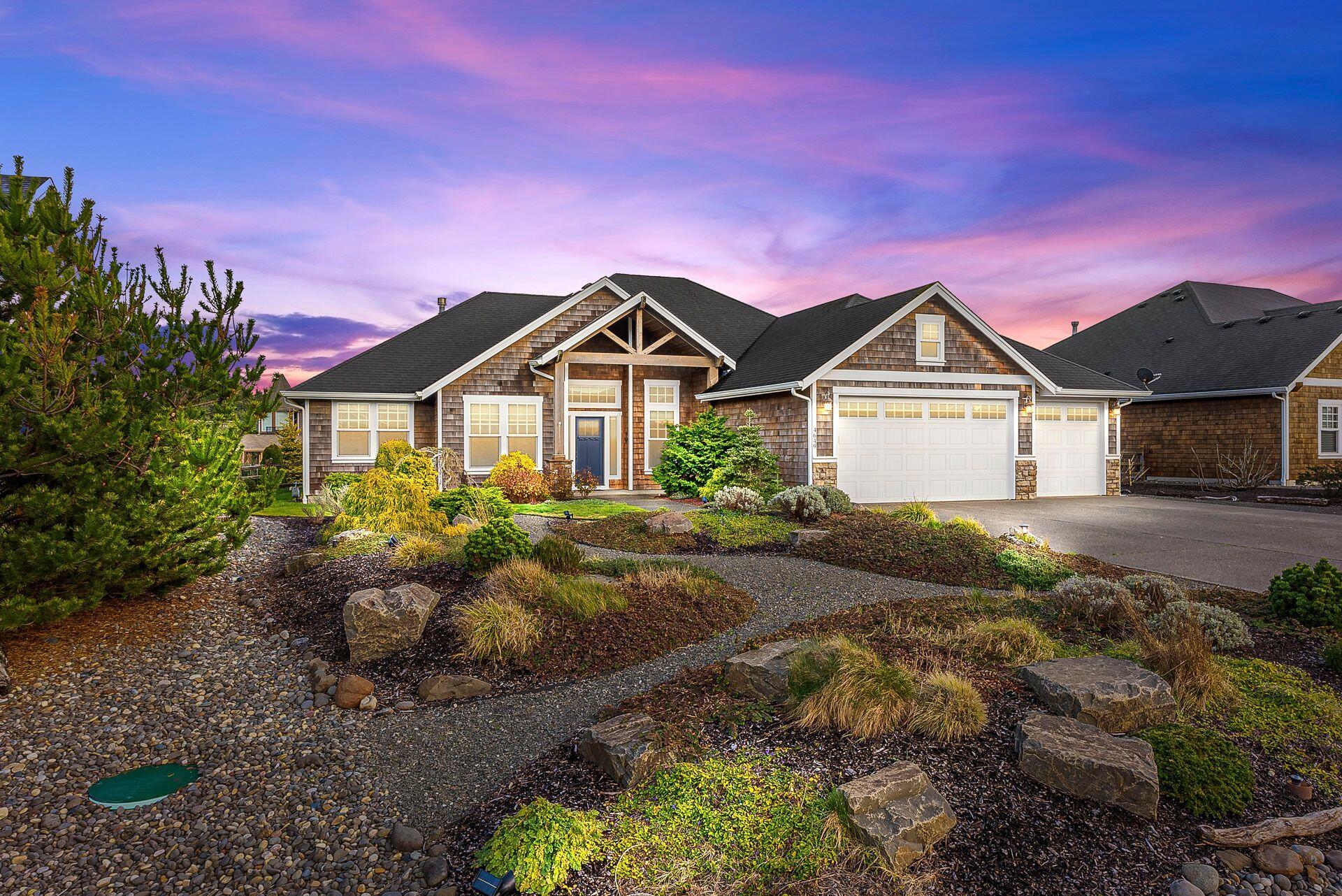 Sheridan Dr, Seaside, OR 97138