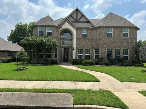 2813 Regents Park Ln, Garland, TX, 75043-1139 | Card Image