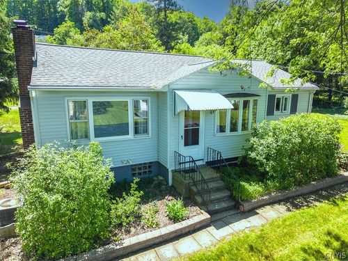 115 Huntington Rd, Syracuse, NY, 13219-3221 | Card Image