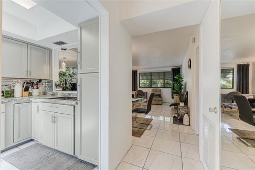 apt-311-1333 E Hallandale Beach Blvd, Hallandale Beach, FL, 33009-8617 | Card Image