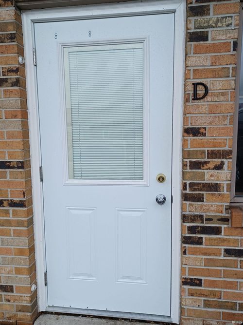 ste-d-916 W Coliseum Blvd, Fort Wayne, IN, 46808-1291 | Card Image