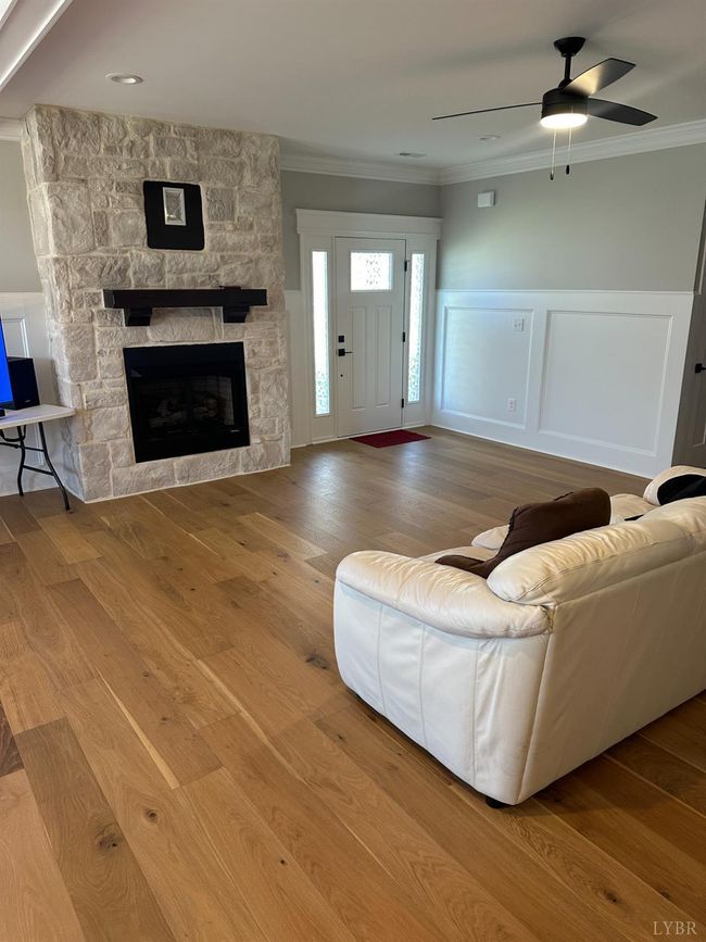 1022 N Westyn Loop, Townhouse with 4 bedrooms, 4 bathrooms and null parking in Forest VA | Image 4