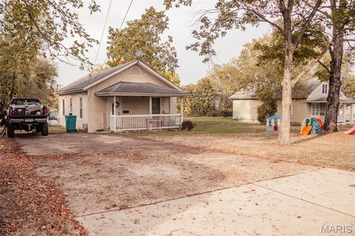 735 Virginia Mines Rd, Saint Clair, MO, 63077-1546 | Card Image