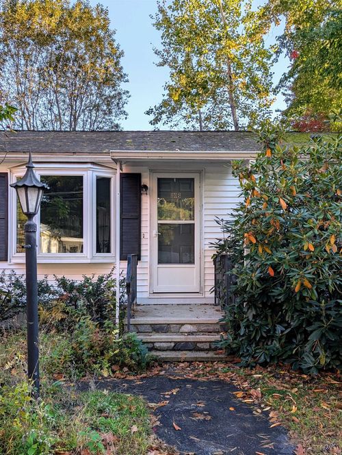 110B Robinhood Dr Extension, Exeter, NH, 03833 | Card Image