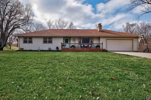 1901 Sw Valley Glen Rd, Topeka, KS, 66615-1113 | Card Image