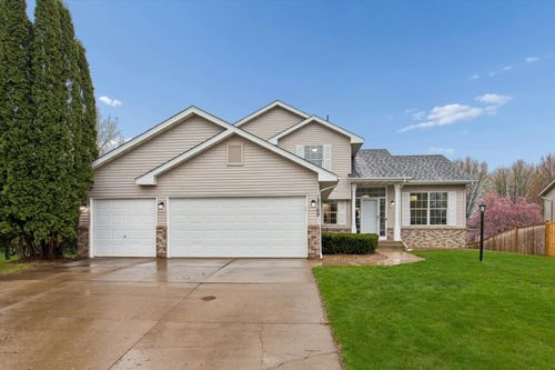 18769 Englewood Way, Farmington, MN, 55024-7032 | Card Image