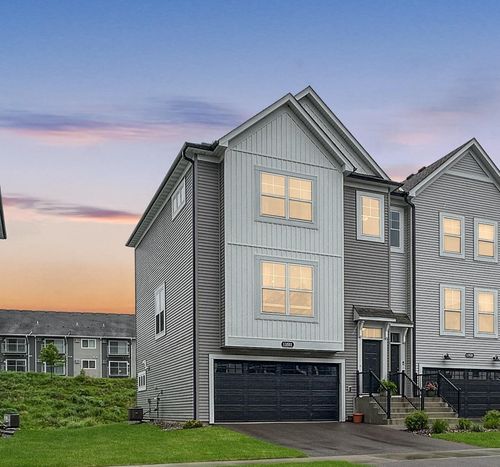 13511 Territorial Cir N, Maple Grove, MN, 55369-4304 | Card Image