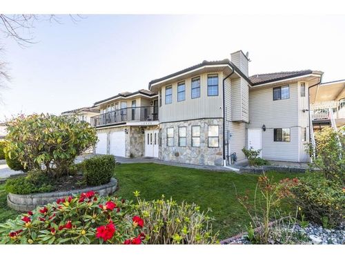 12353 81a Ave, Surrey, BC, V3W0X8 | Card Image