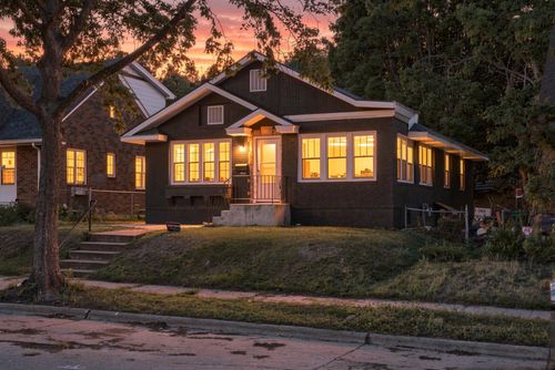 3237 Sheridan Ave N, Minneapolis, MN, 55412-2241 | Card Image