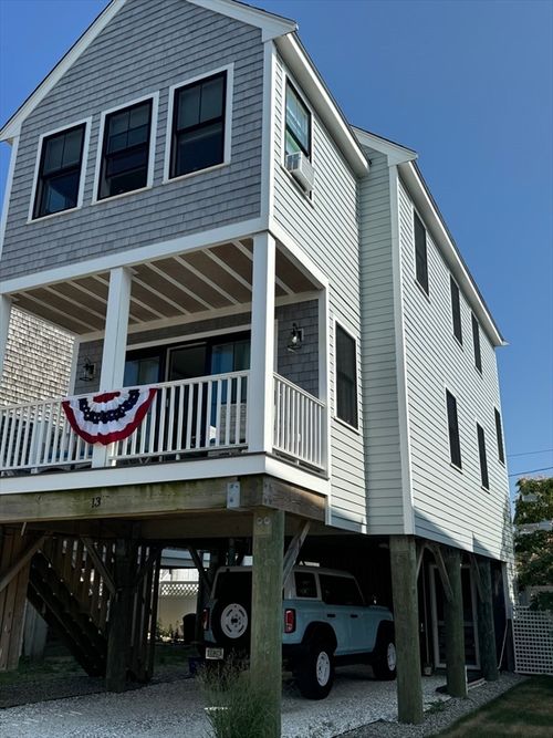 13 Lewis Ct, Duxbury, MA, 02332-4033 | Card Image