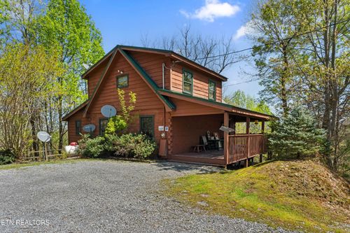 4388 Carolina Cove Way, Sevierville, TN, 37863-4560 | Card Image