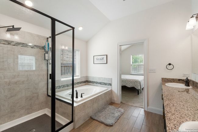 2018 Cullum Park, House other with 3 bedrooms, 2 bathrooms and null parking in San Antonio TX | Image 19