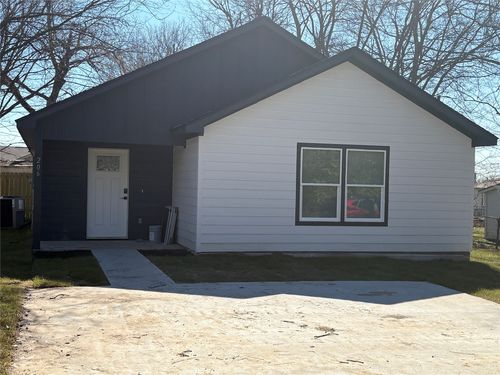 206 Landers St, Mineola, TX, 75773-2812 | Card Image