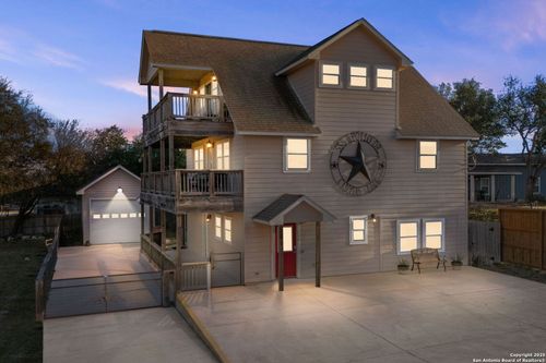 556 Apollo Dr, Canyon Lake, TX, 78133-4972 | Card Image