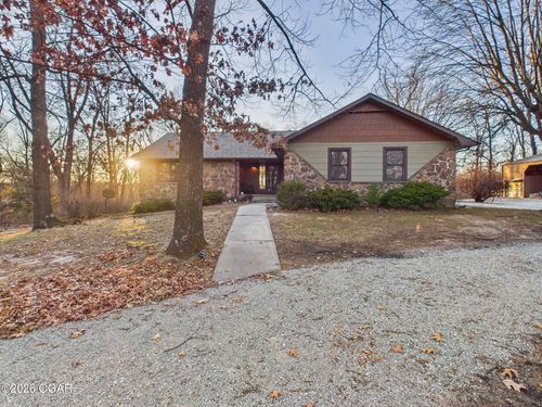5137 Deer Run Loop, Carthage, MO, 64836-8449 | Card Image