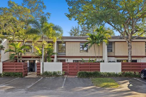 3012 Willow Ln, Hollywood, FL, 33021-2649 | Card Image