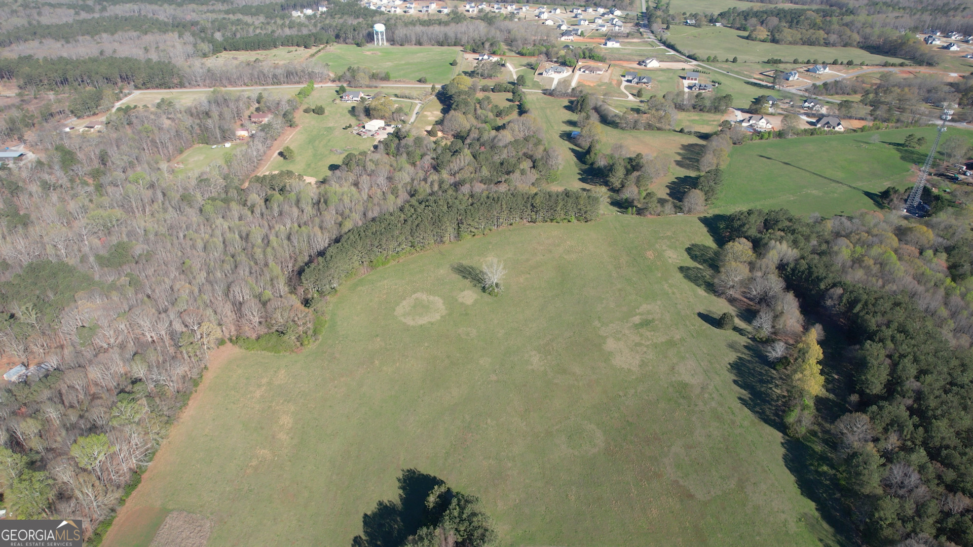 Land in Dacula