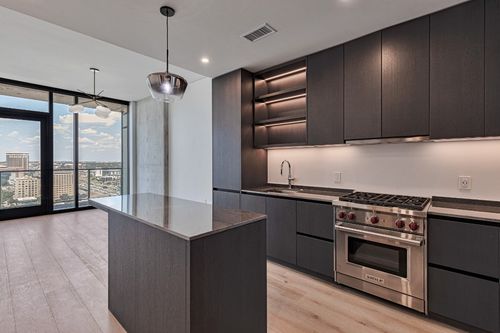 2311-610 Davis St, Austin, TX, 78701 | Card Image