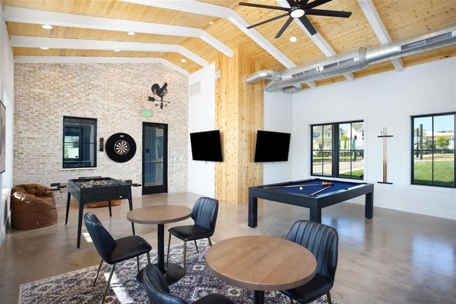 125 Honeybee Ln, House other with 2 bedrooms, 2 bathrooms and 2 parking in Elgin TX | Image 36
