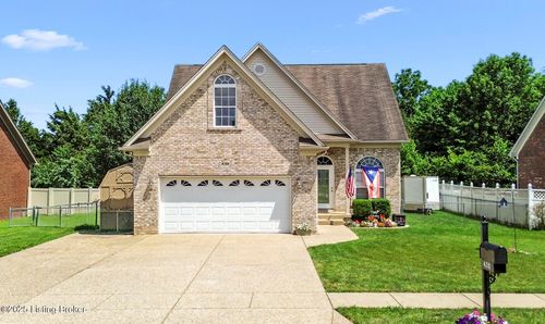 430 Benjamin Pl, Mt Washington, KY, 40047-6075 | Card Image