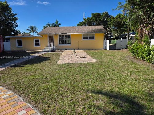 1803 Service Rd, North Palm Beach, FL, 33408-2660 | Card Image