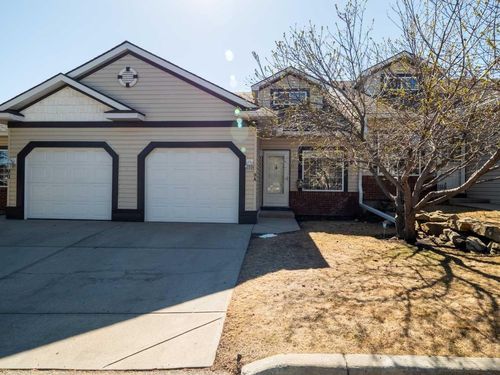 94 Somervale Point Sw, Home with 2 bedrooms, 2 bathrooms and 2 parking in Calgary AB | Card Image