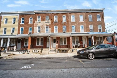 817 N Penn St, Allentown, PA, 18102-1711 | Card Image
