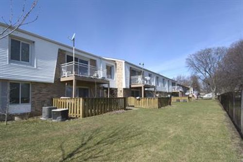 apt-2a-4400 Euclid Ave, Rolling Meadows, IL, 60008-1945 | Card Image